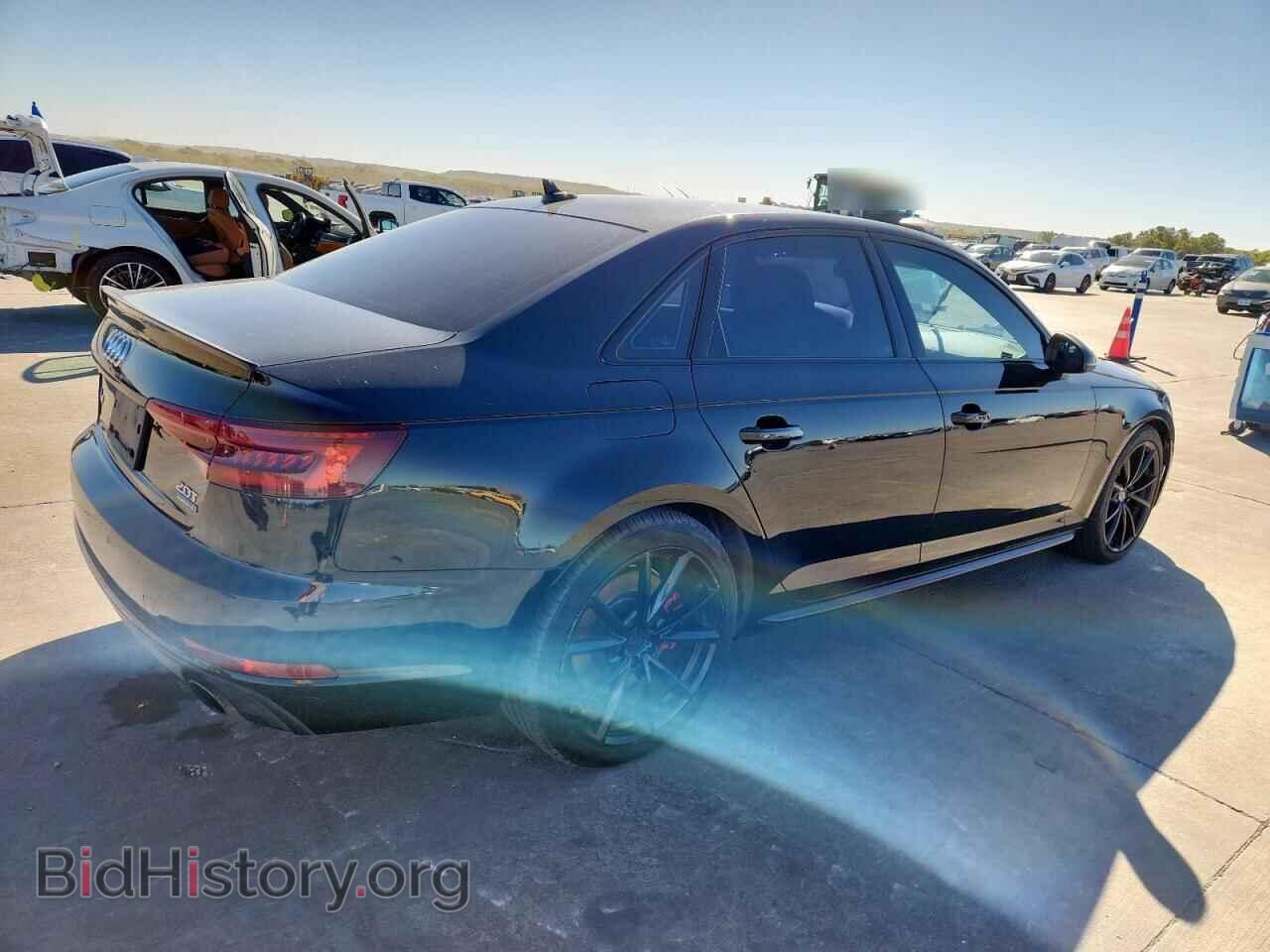 2018 AUDI A4 - VIN: WAUENAF45JA037836 - Фото 3
