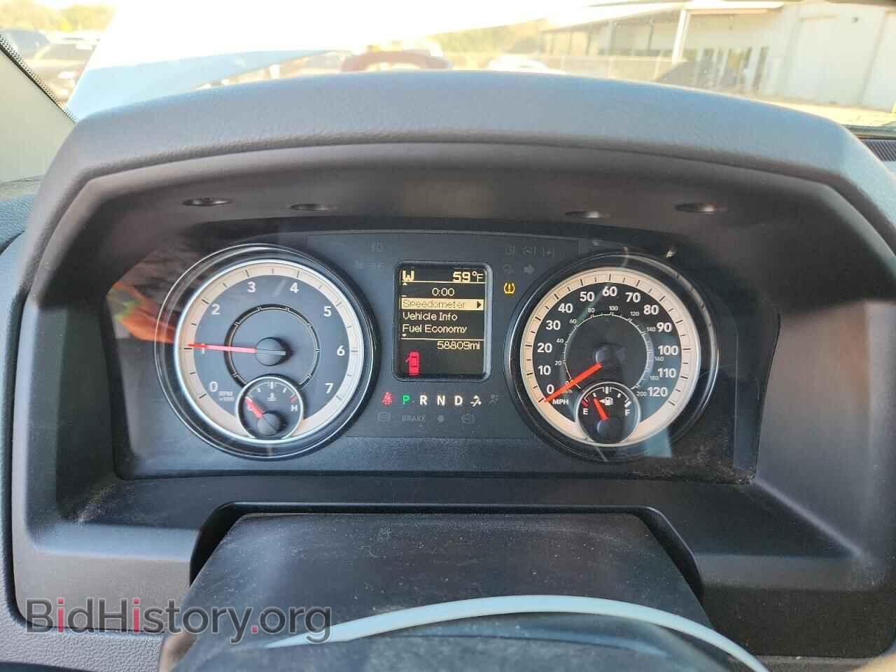 2018 RAM 1500 - VIN: 1C6RR6FG7JS341543 - Фото 9
