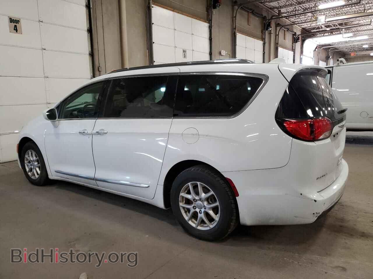 2020 CHRYSLER PACIFICA - VIN: 2C4RC1BG5LR284007 - Photo 2
