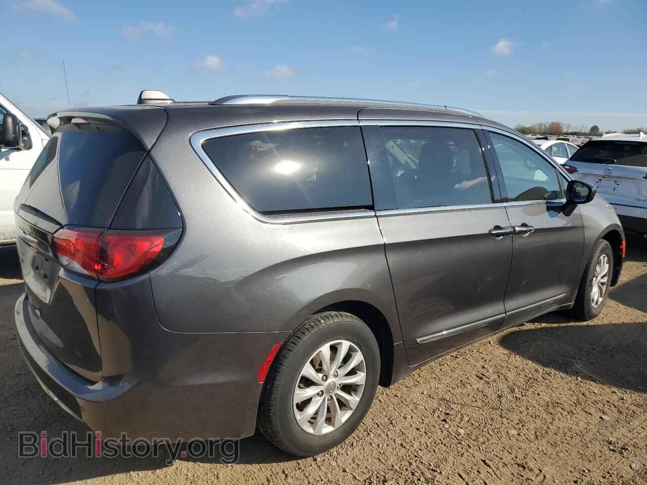 2018 CHRYSLER PACIFICA - VIN: 2C4RC1BG3JR104603 - Фото 3