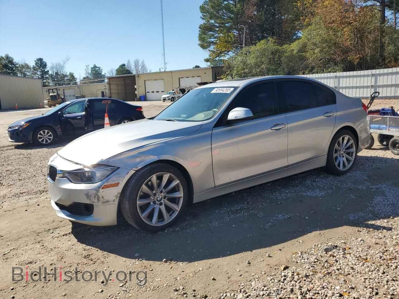 Photo WBA3A5C53CF350171 - BMW 3 SERIES 2012