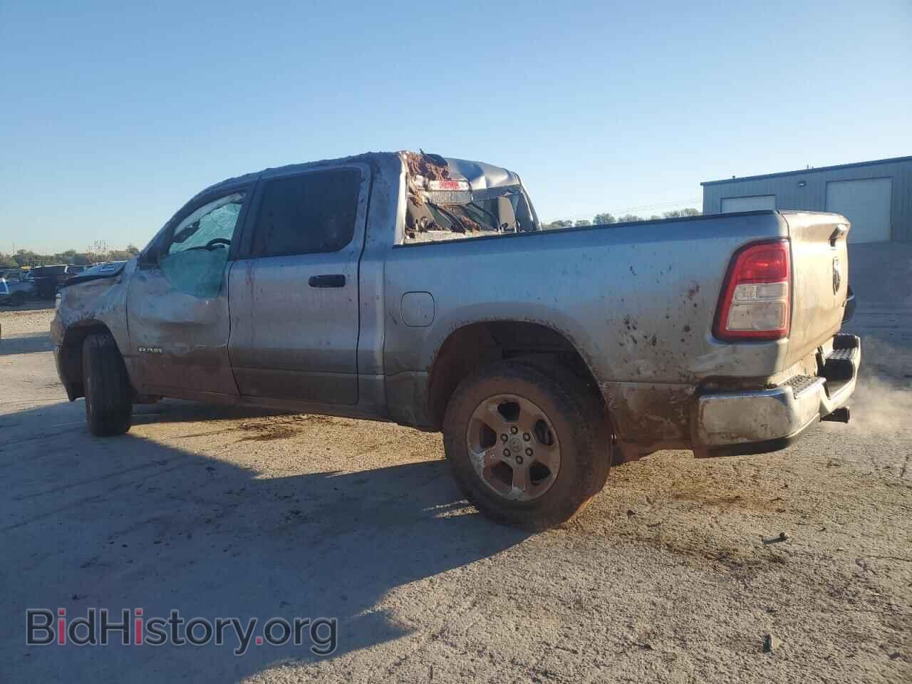 2019 RAM 1500 - VIN: 1C6RRFGG7KN787724 - Фото 2