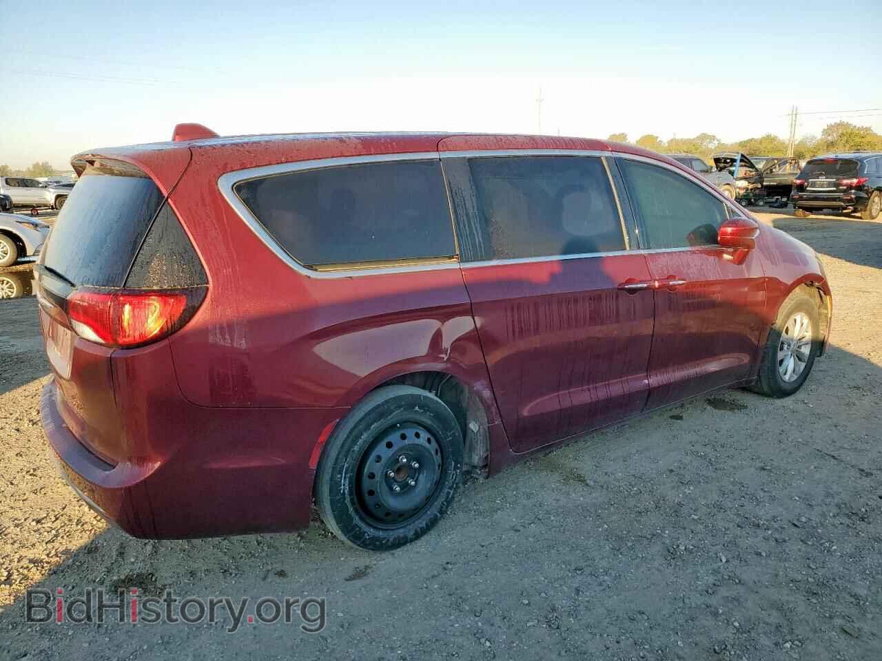 2018 CHRYSLER PACIFICA - VIN: 2C4RC1FGXJR228720 - Photo 3