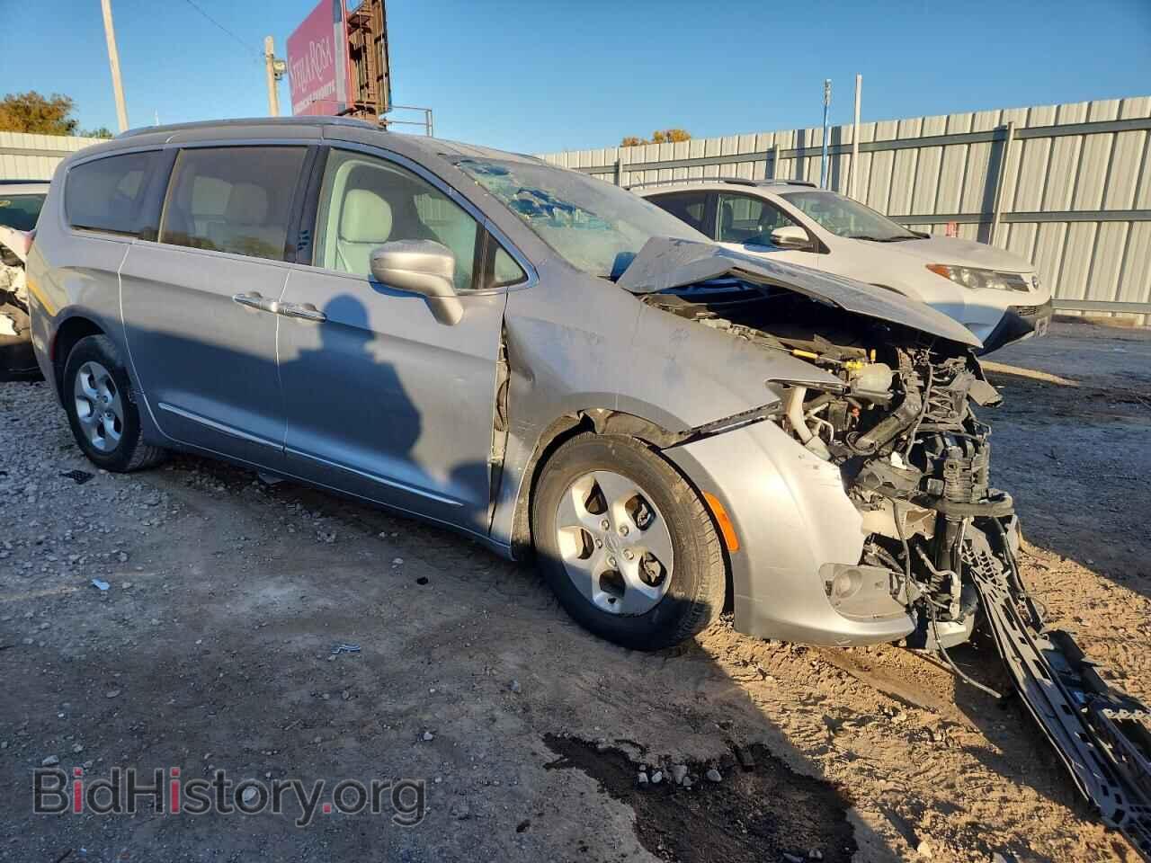 2018 CHRYSLER PACIFICA - VIN: 2C4RC1L71JR364951 - Photo 4