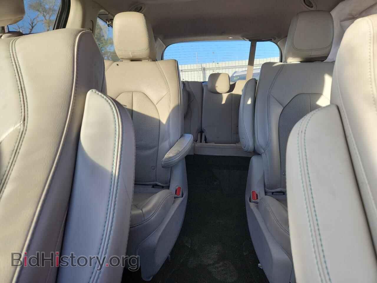 2018 CHRYSLER PACIFICA - VIN: 2C4RC1L71JR364951 - Photo 10