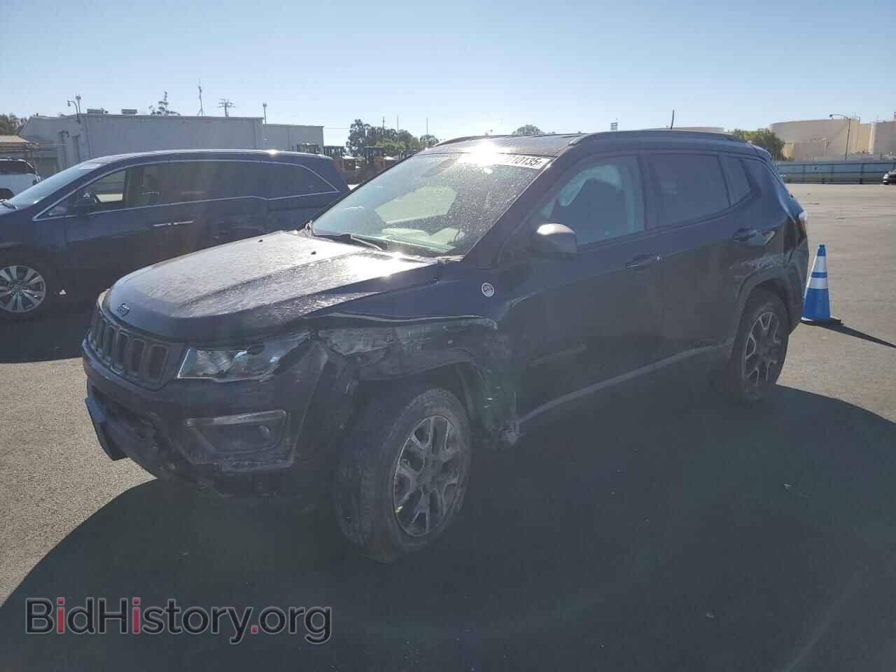 Фотография 3C4NJDDB1KT790470 - JEEP COMPASS 2019