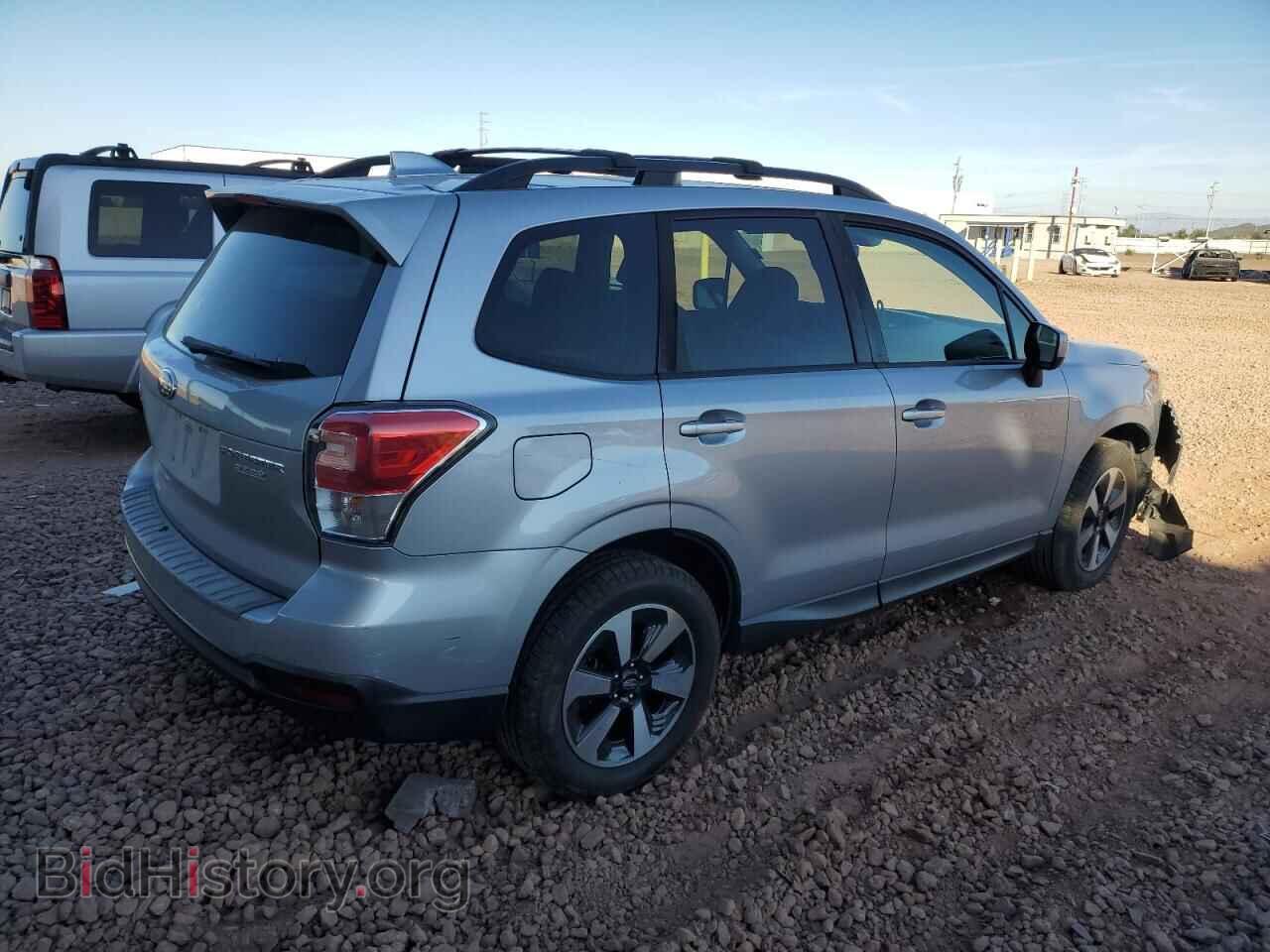 2017 SUBARU FORESTER - VIN: JF2SJAGC8HH456905 - Фото 3
