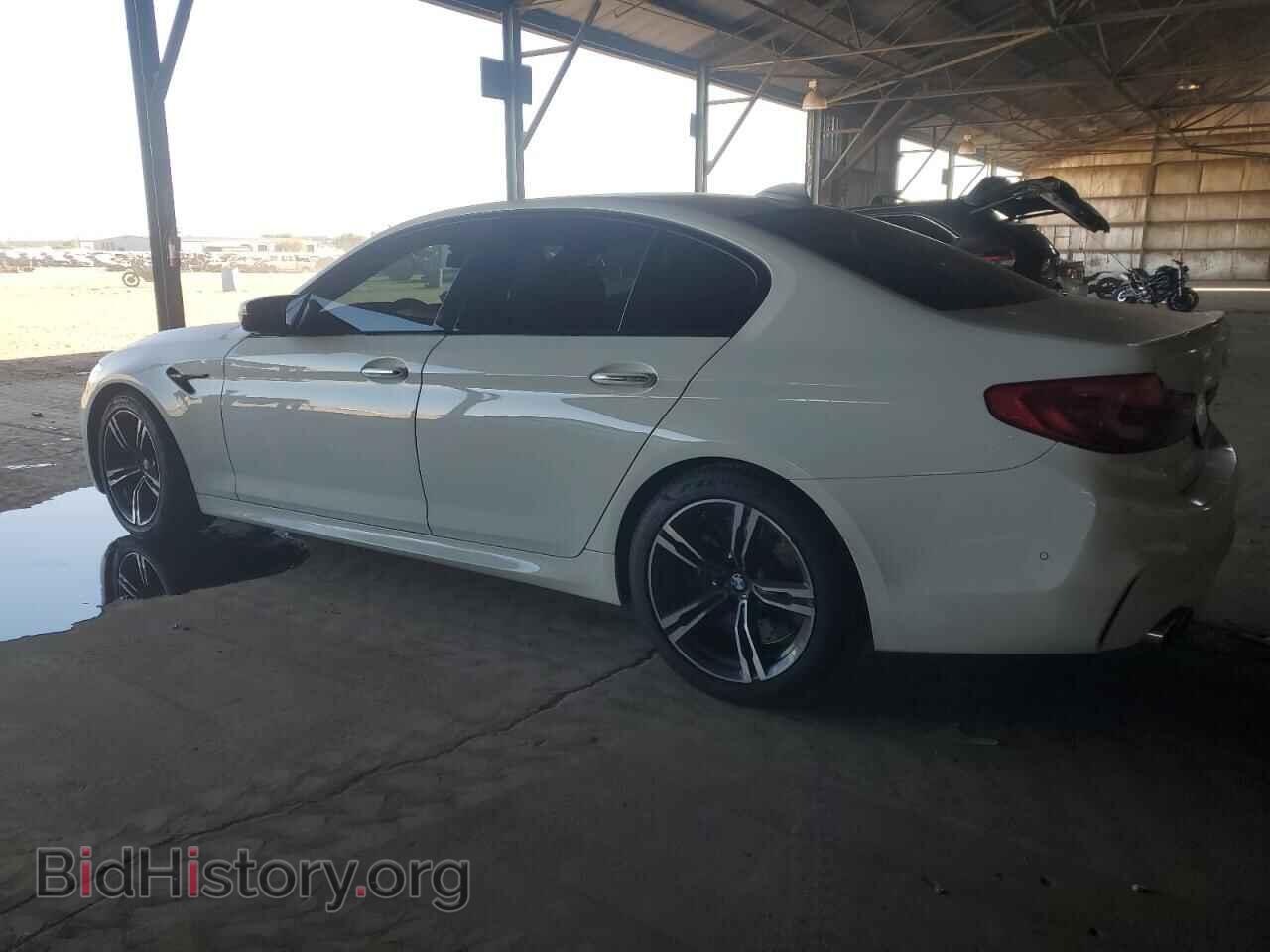 2018 BMW M5 - VIN: WBSJF0C56JB282721 - Photo 2