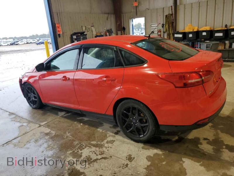 2016 Ford FOCUS (VIN 1FADP3F25GL332814) — фото 2 из 12