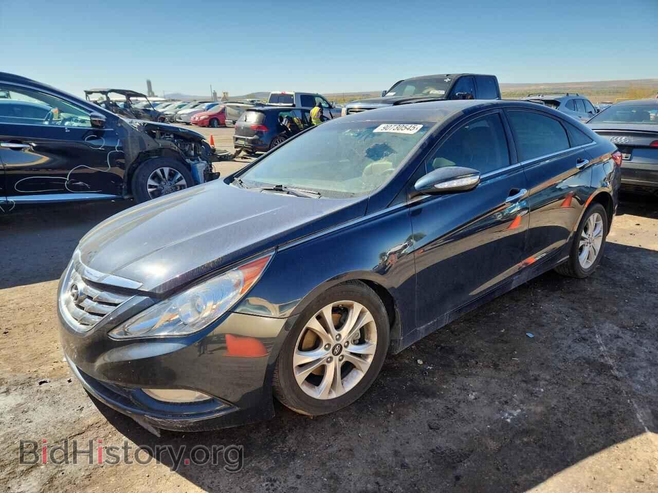 Photo 5NPEC4AC7BH063096 - HYUNDAI SONATA 2011