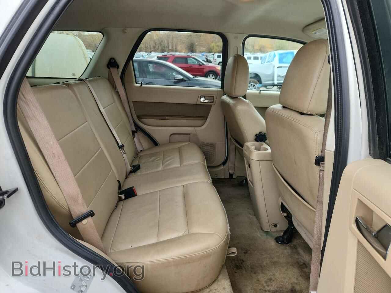 2011 FORD ESCAPE - VIN: 1FMCU9E70BKB93037 - Фото 11
