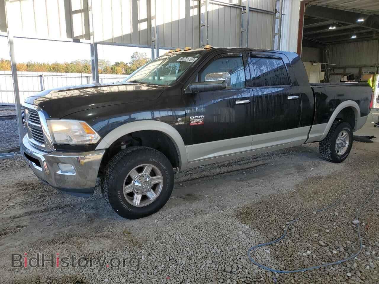 Photo 3D7UT2HL8AG135295 - DODGE All Models 2010