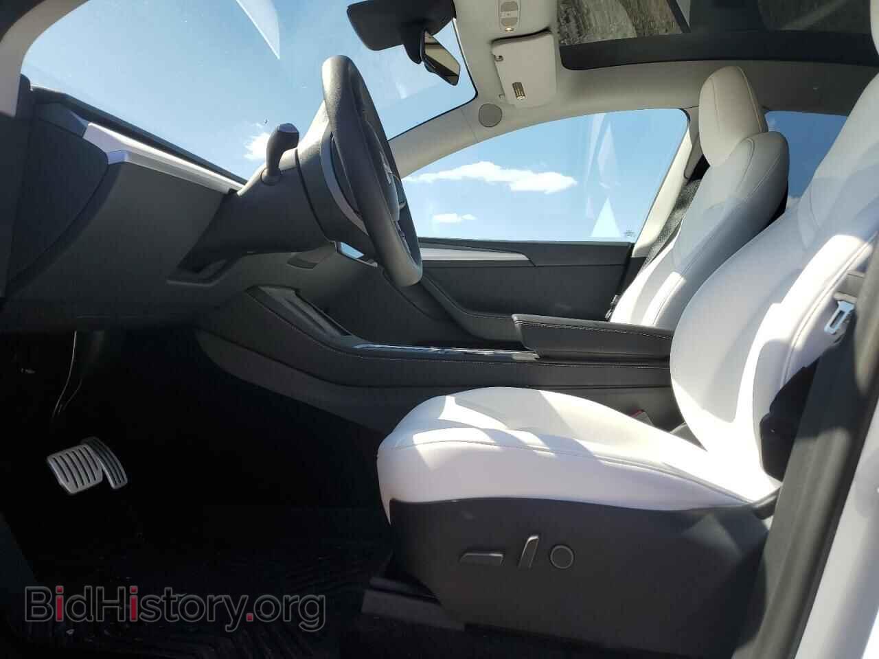 2024 TESLA MODEL Y - VIN: 7SAYGDEF8RA319051 - Фото 7