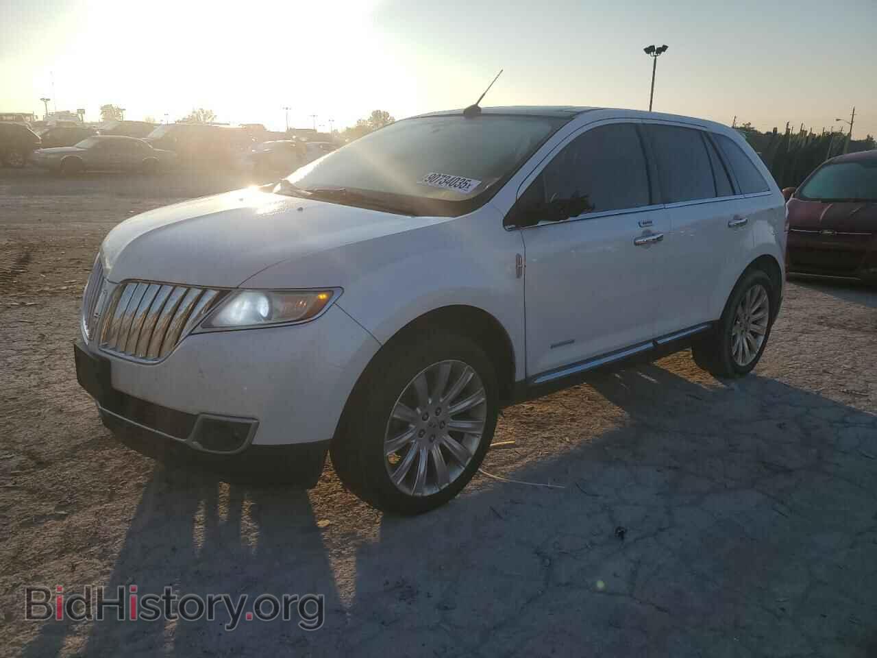 Фотография 2LMDJ8JK3BBJ24455 - LINCOLN MKX 2011