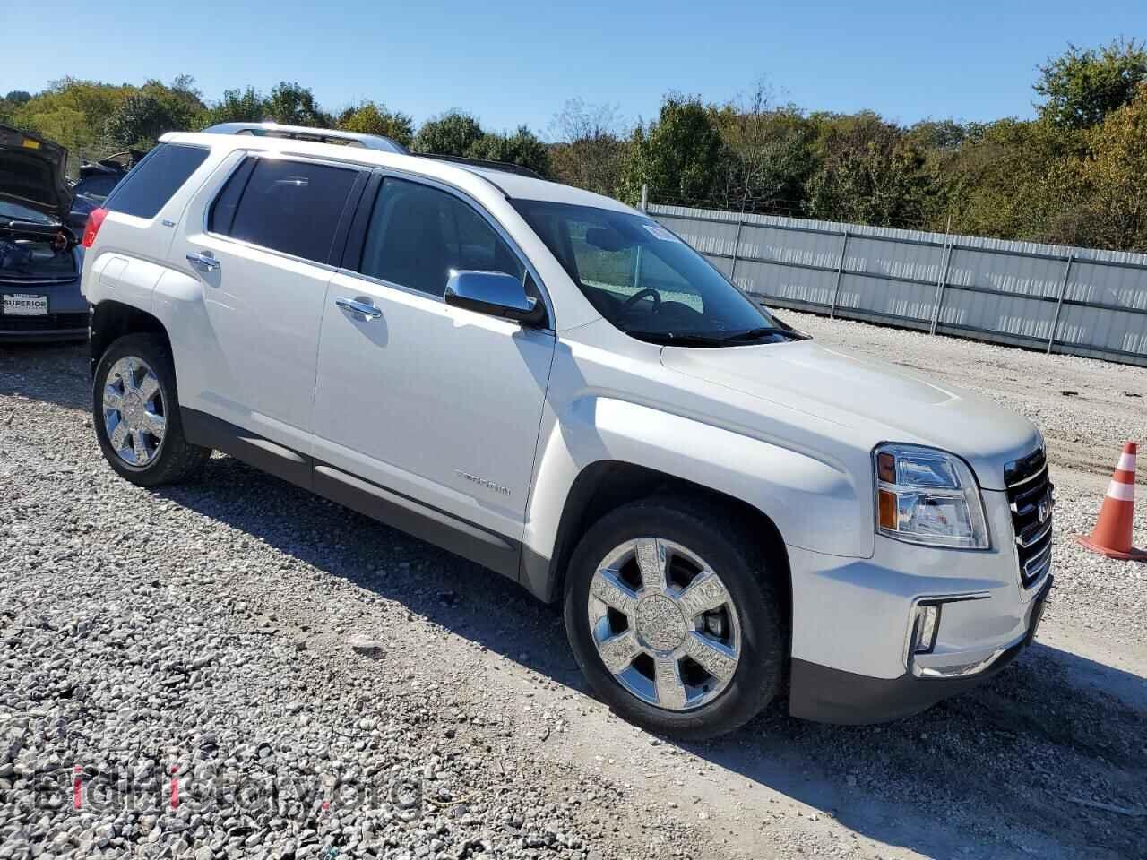 2016 GMC TERRAIN - VIN: 2GKFLPE32G6245563 - Photo 4