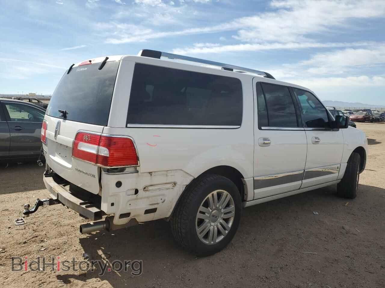 2012 LINCOLN NAVIGATOR - VIN: 5LMJJ3J58CEL04741 - Фото 3