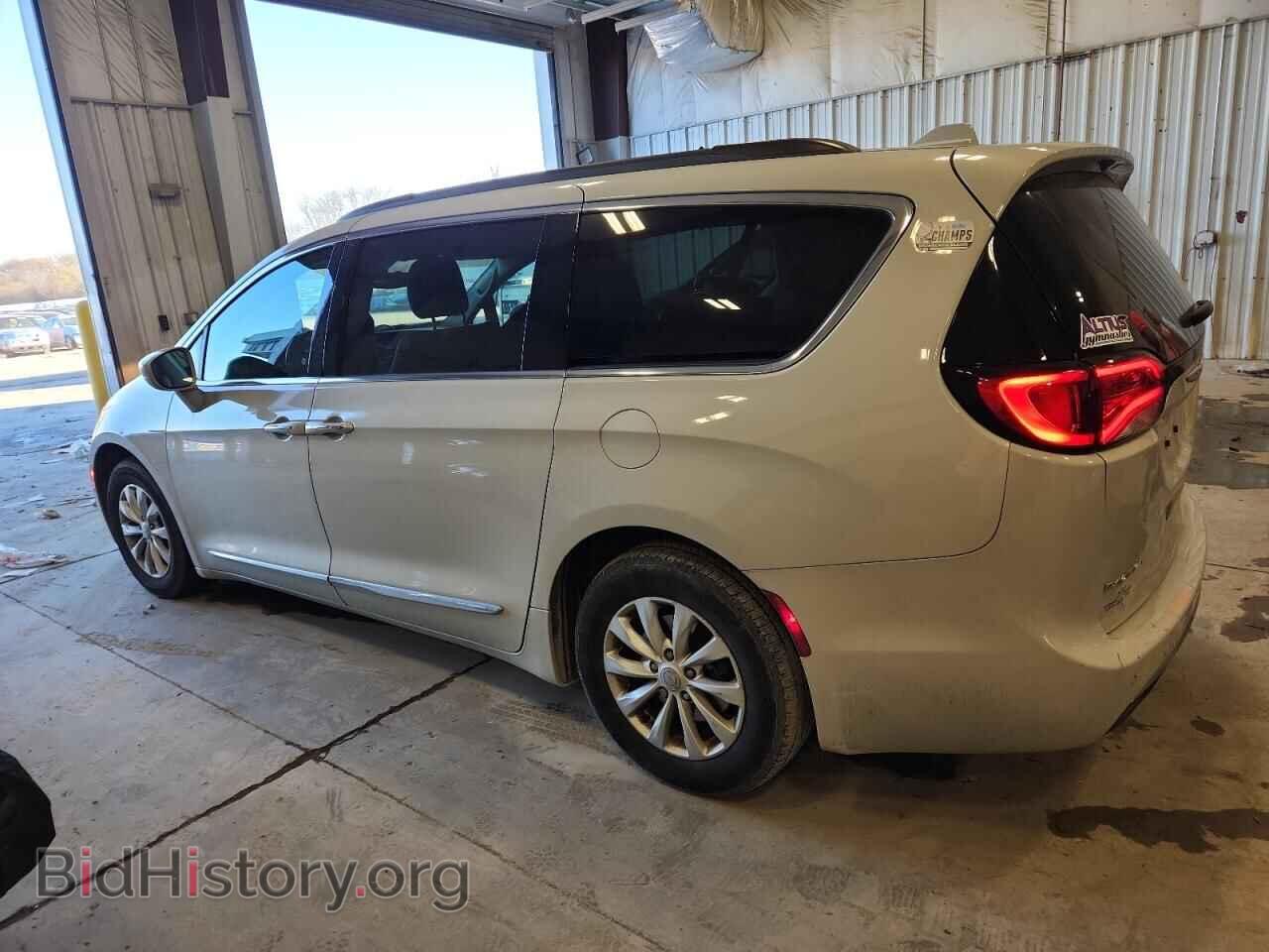 2017 CHRYSLER PACIFICA - VIN: 2C4RC1BG4HR635514 - Фото 2