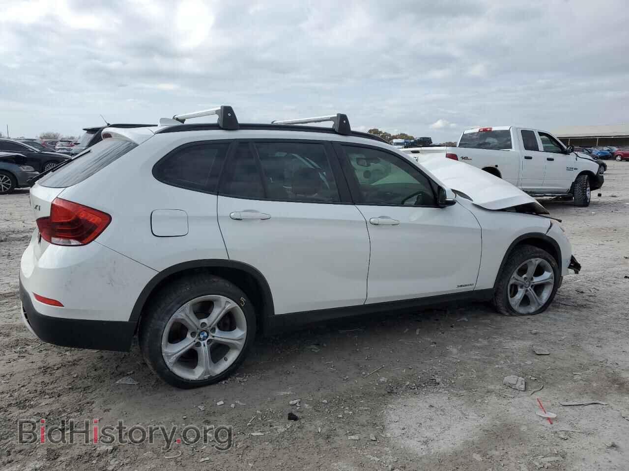 2013 BMW X1 - VIN: WBAVM5C59DVV89165 - Фото 3