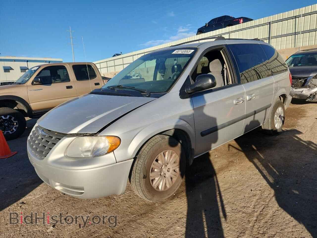 Photo 1C4GP45R05B438862 - CHRYSLER MINIVAN 2005