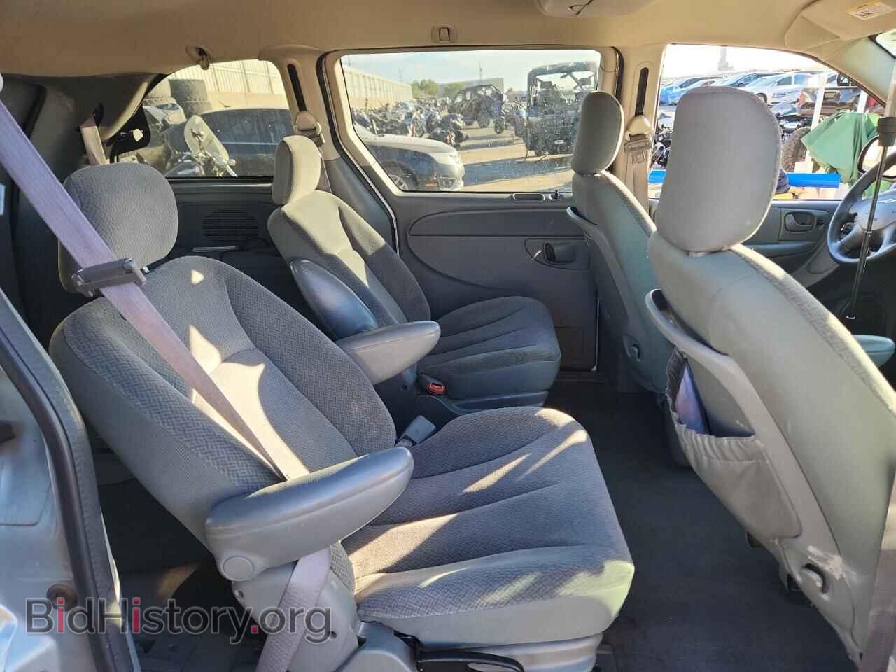 2005 CHRYSLER MINIVAN - VIN: 1C4GP45R05B438862 - Photo 11