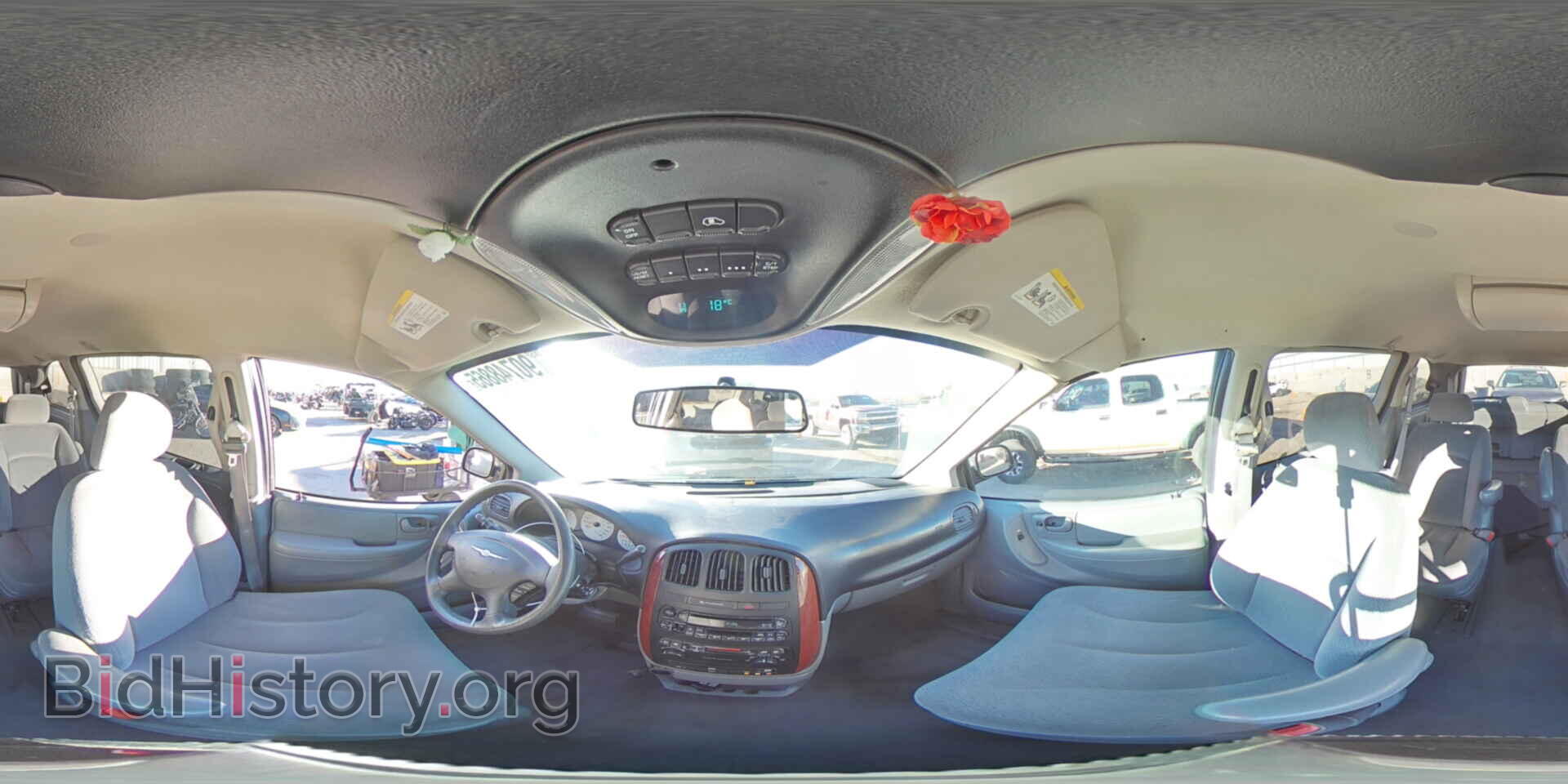 2005 CHRYSLER MINIVAN - VIN: 1C4GP45R05B438862 - Photo 15
