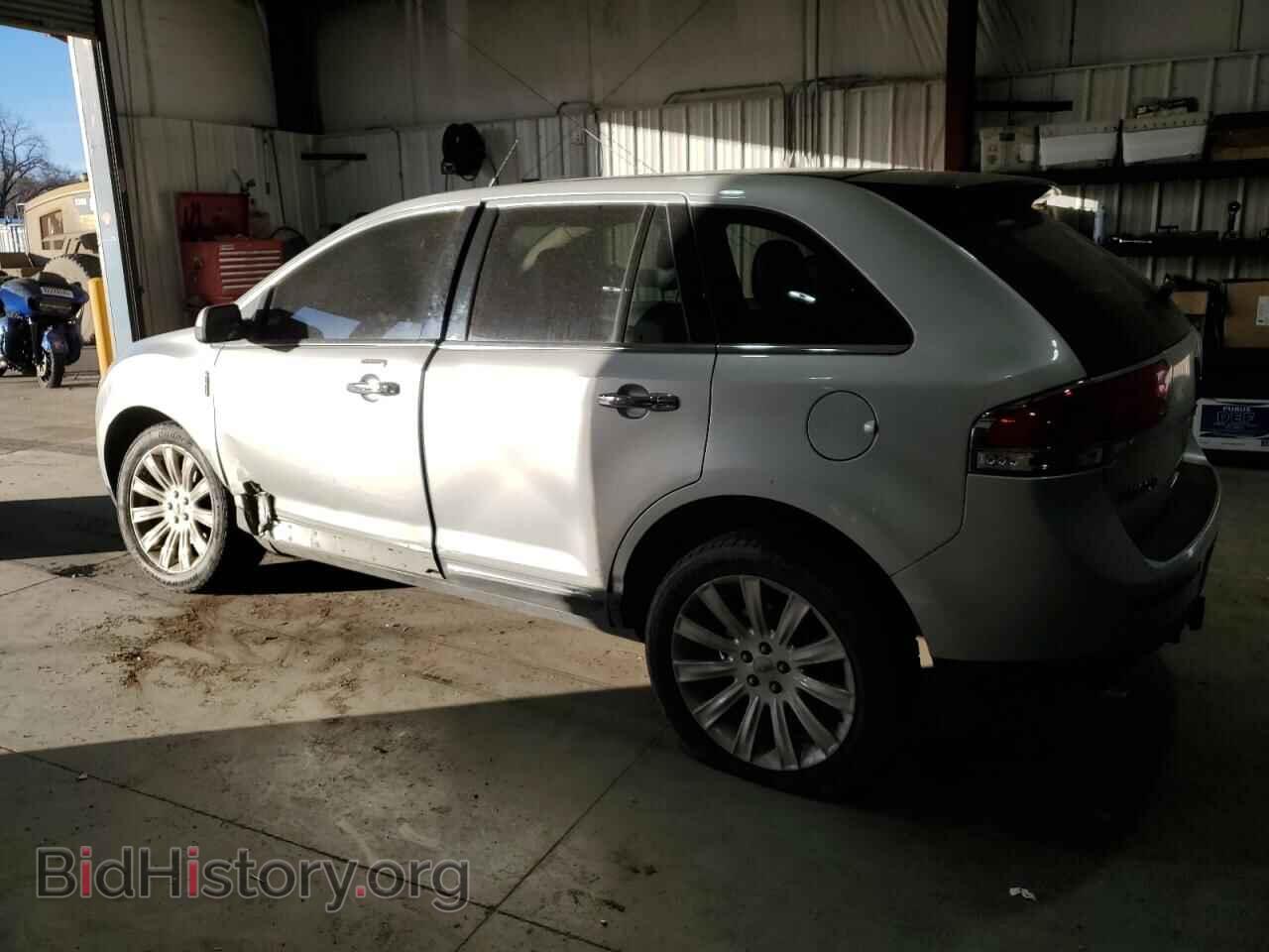 2011 LINCOLN MKX - VIN: 2LMDJ8JK1BBJ18525 - Фото 2