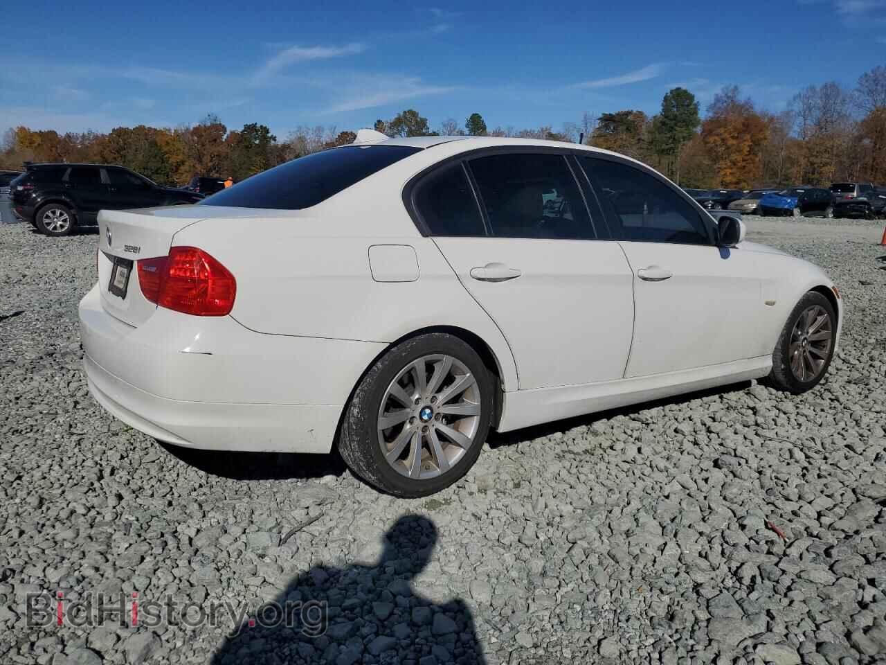 2011 BMW 3 SERIES - VIN: WBAPH7C53BE679658 - Фото 3