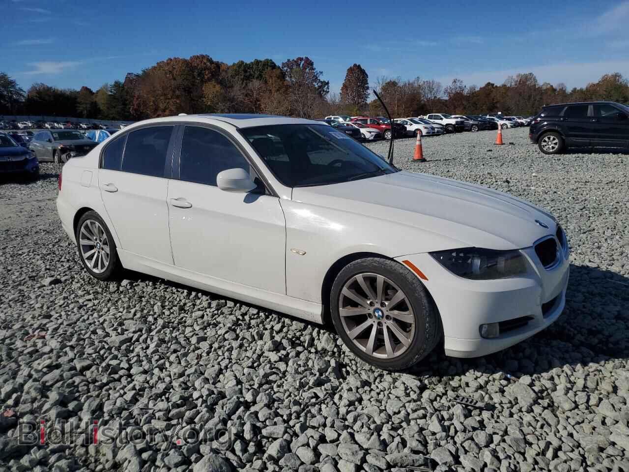 2011 BMW 3 SERIES - VIN: WBAPH7C53BE679658 - Фото 4