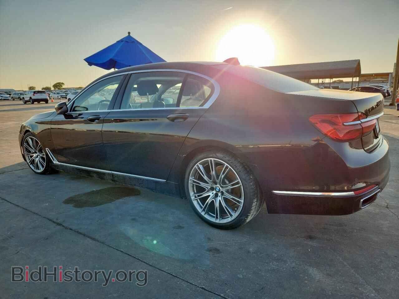 2017 BMW 7 SERIES - VIN: WBA7E2C55HG739934 - Фото 2