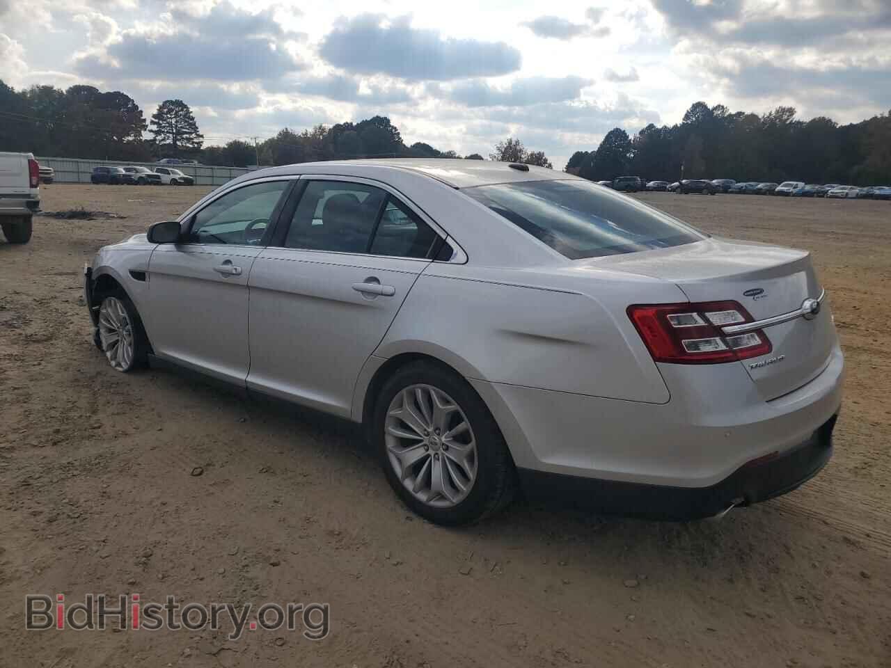 2013 FORD TAURUS - VIN: 1FAHP2F86DG232175 - Фото 2
