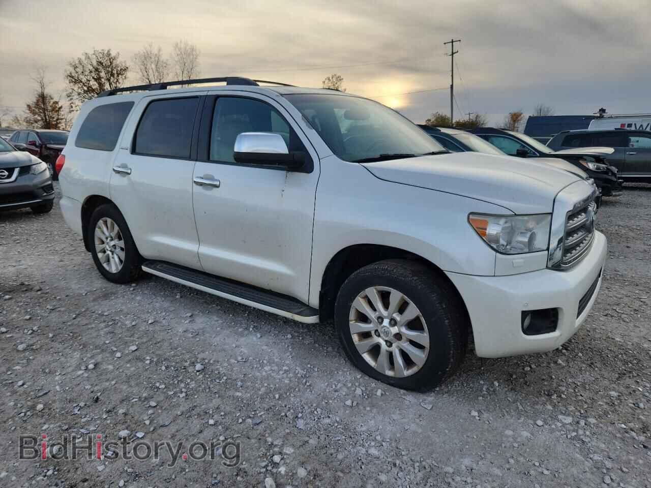 2012 TOYOTA SEQUOIA - VIN: 5TDDW5G14CS064703 - Фото 4