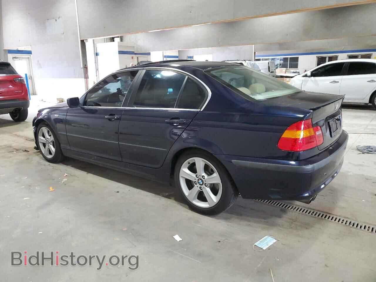 2005 BMW 3 SERIES - VIN: WBAEV53435KM42105 - Фото 2