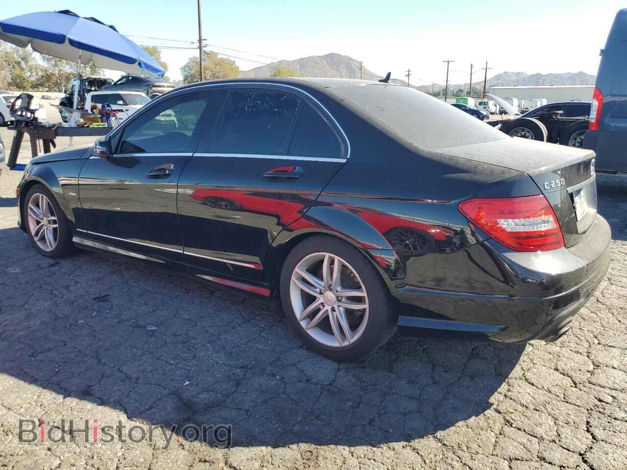 2012 MERCEDES-BENZ C-CLASS - VIN: WDDGF4HB1CA644377 - Фото 2