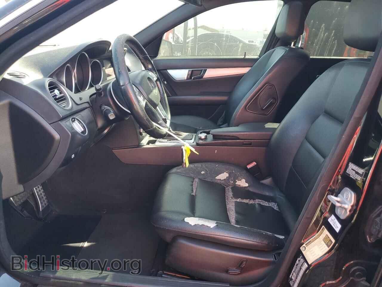 2012 MERCEDES-BENZ C-CLASS - VIN: WDDGF4HB1CA644377 - Фото 7