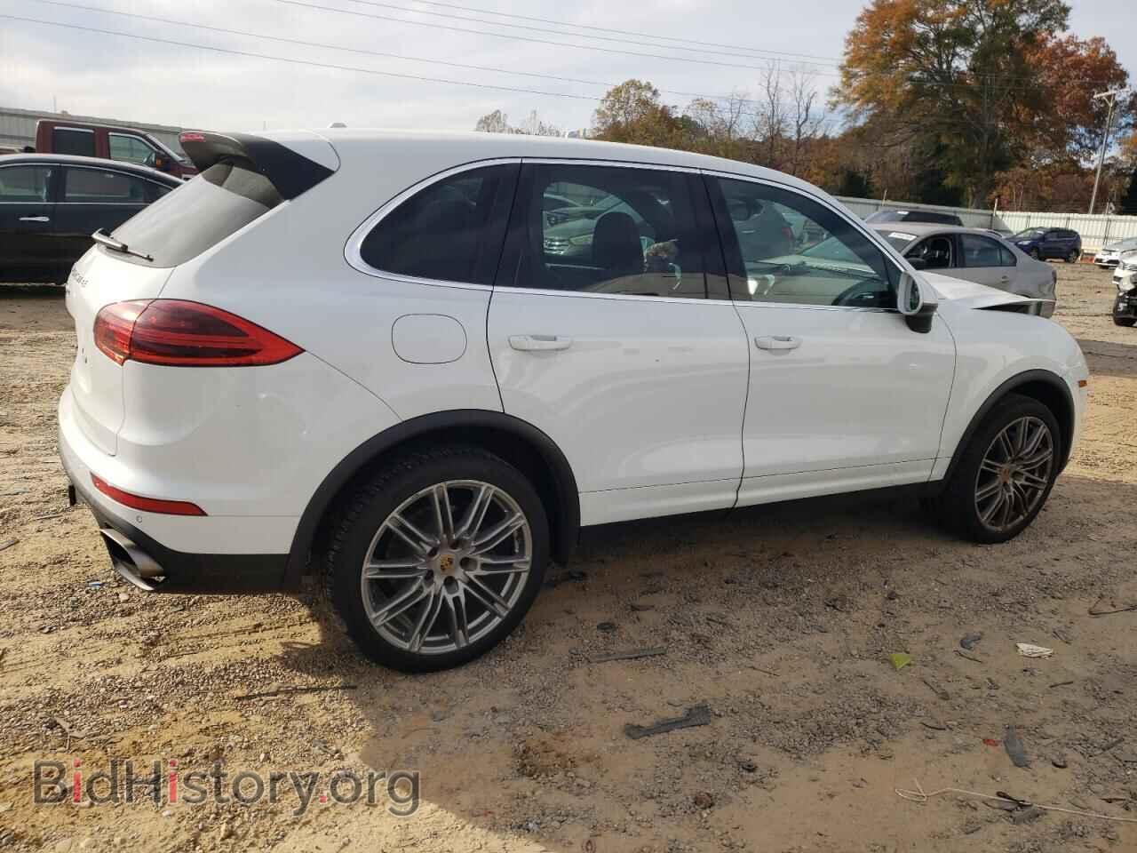 2016 PORSCHE CAYENNE - VIN: WP1AA2A24GLA09207 - Photo 3