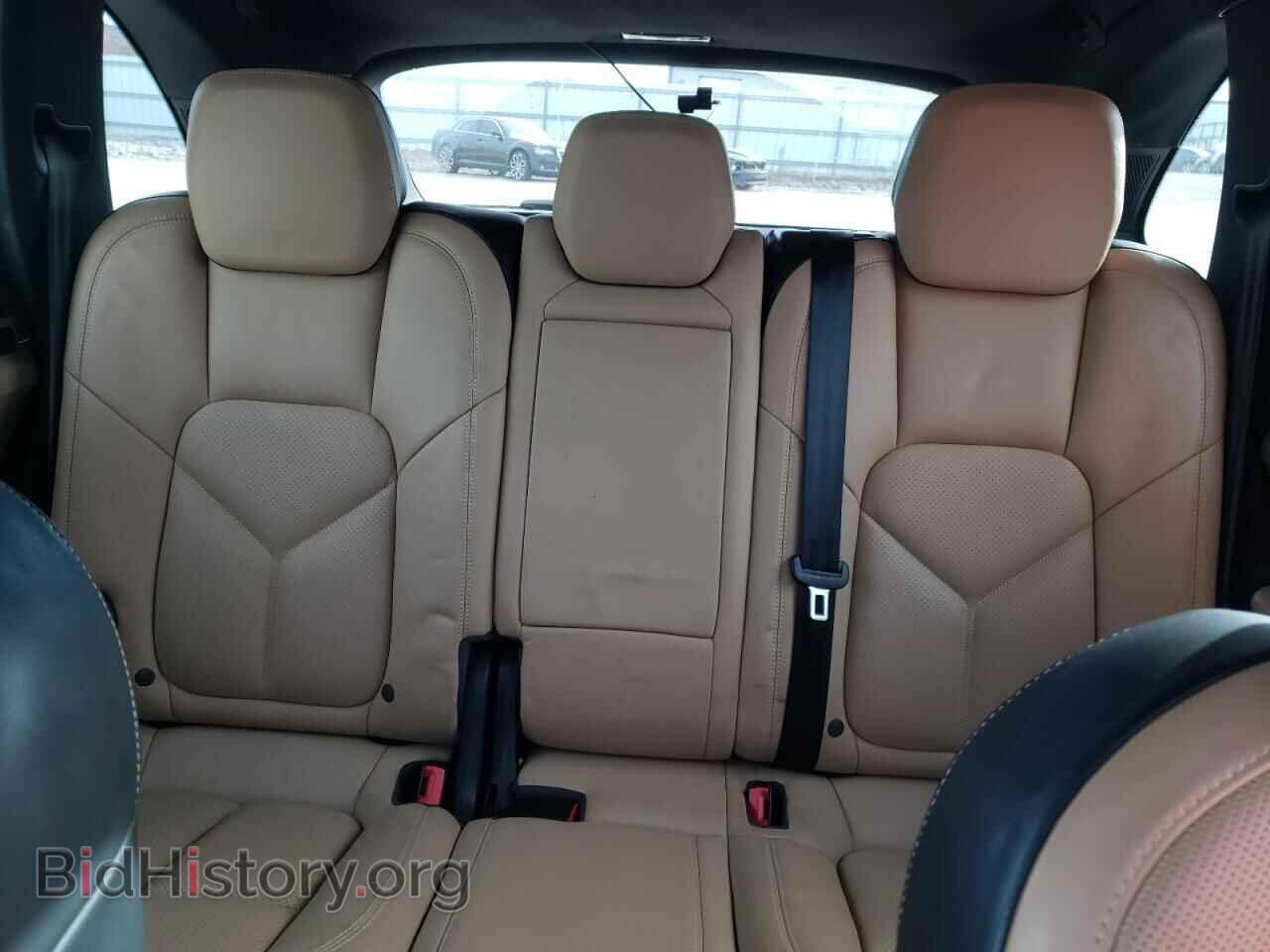 2016 PORSCHE CAYENNE - VIN: WP1AA2A24GLA09207 - Photo 10