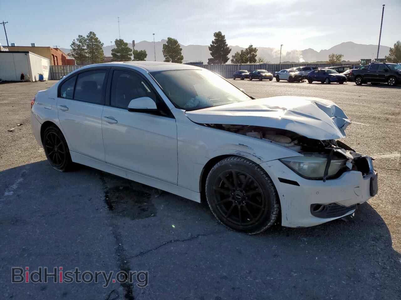 2014 BMW 3 SERIES - VIN: WBA3D3C55EF099359 - Фото 4