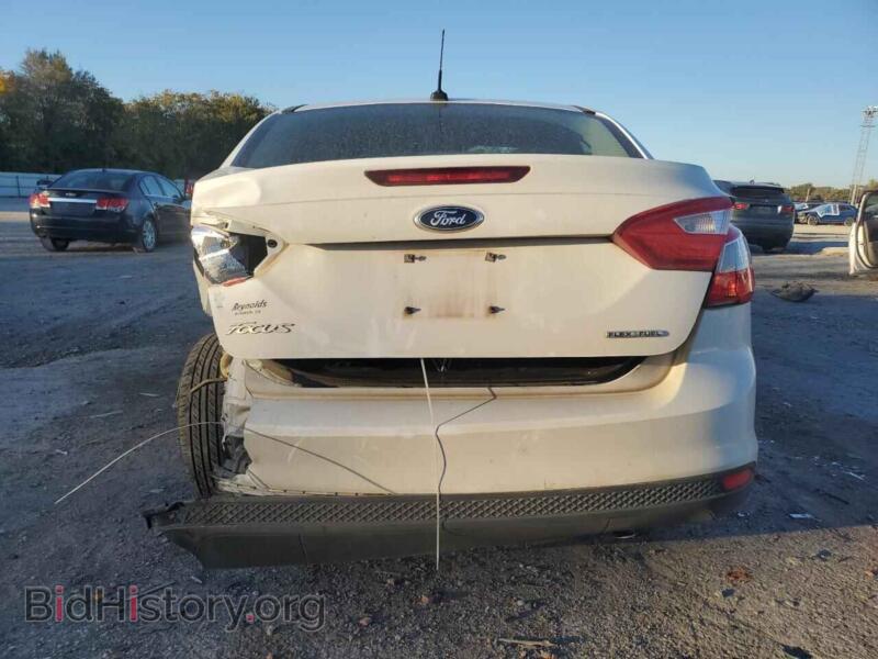 2014 Ford FOCUS (VIN 1FADP3E22EL340819) — photo 6 of 12