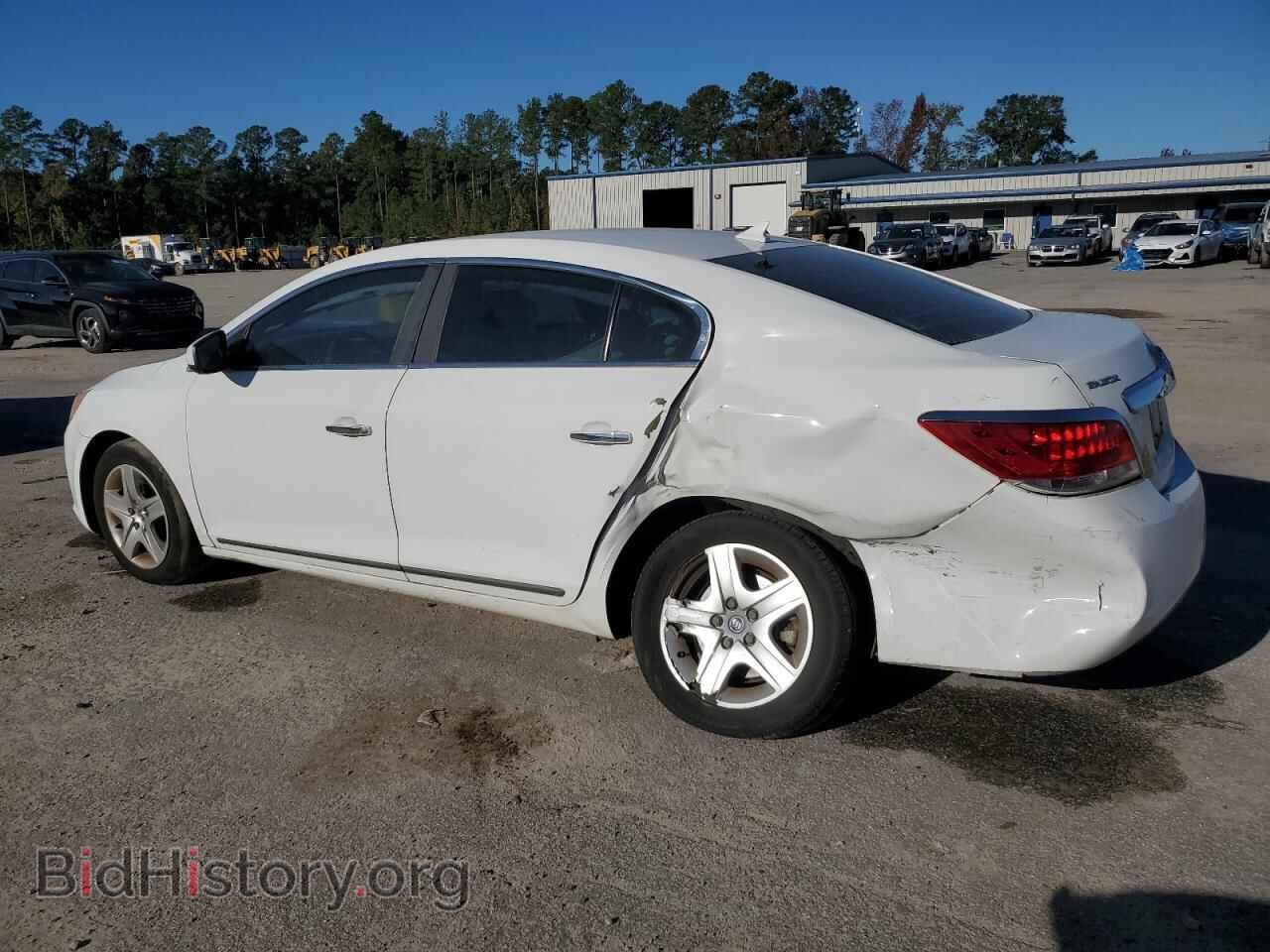 2011 BUICK LACROSSE - VIN: 1G4GA5EDXBF241306 - Фото 2