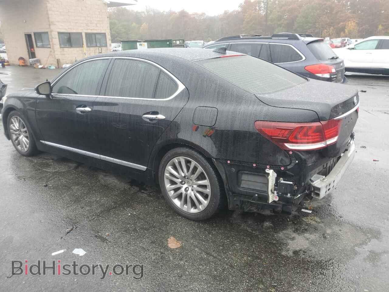 2014 LEXUS LS460 - VIN: JTHCL5EF2E5021469 - Photo 2