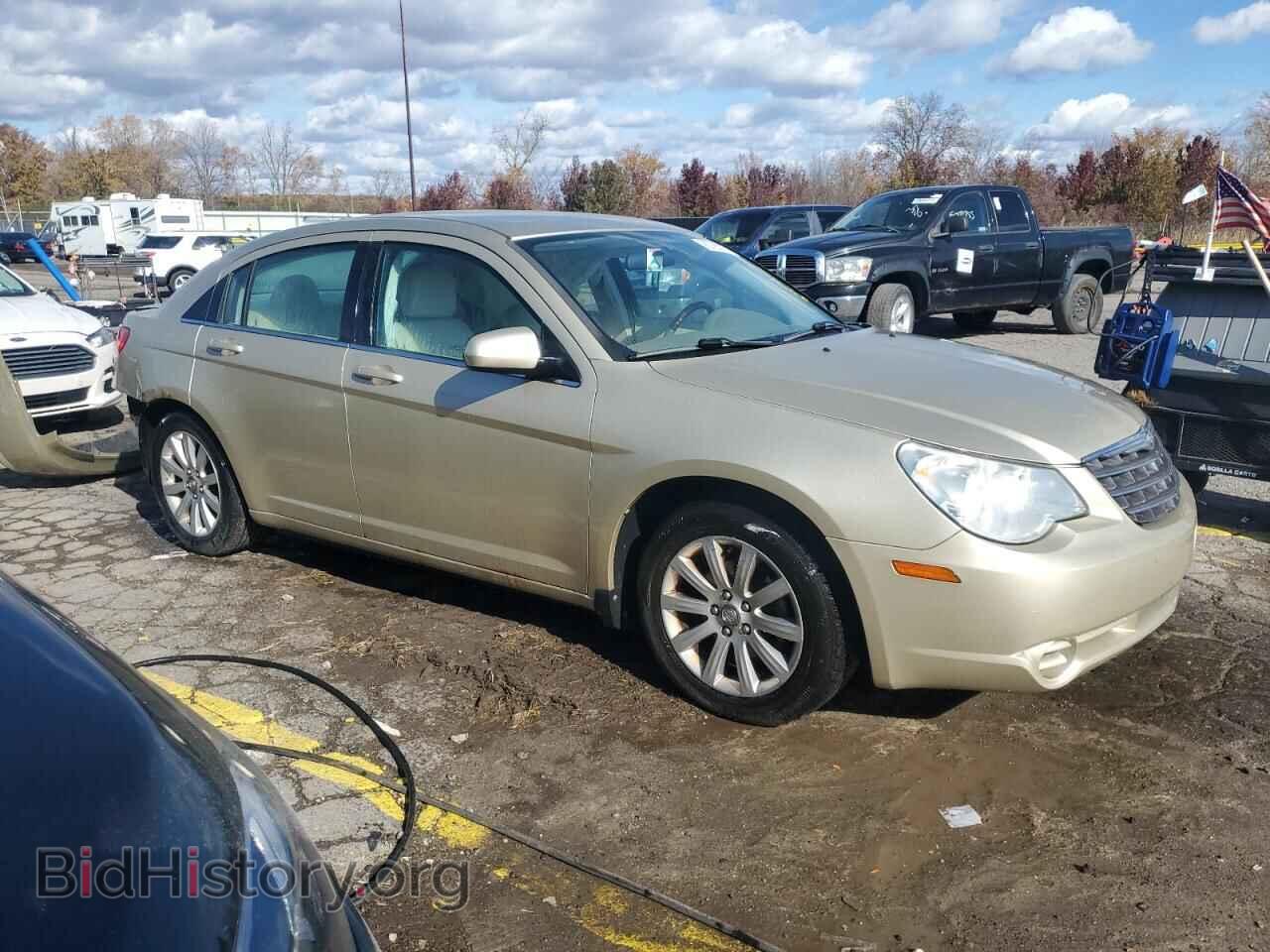 2010 CHRYSLER SEBRING - VIN: 1C3CC5FB8AN161053 - Фото 4