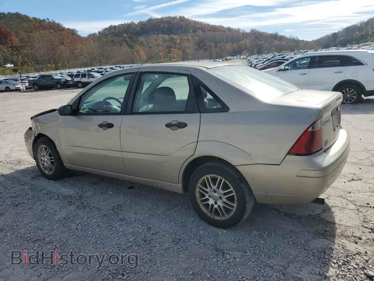 2007 FORD FOCUS - VIN: 1FAFP34N97W166169 - Фото 2
