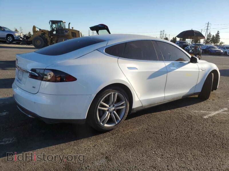 2013 Tesla MODEL S (VIN 5YJSA1CN1DFP24905) — фото 3 из 13