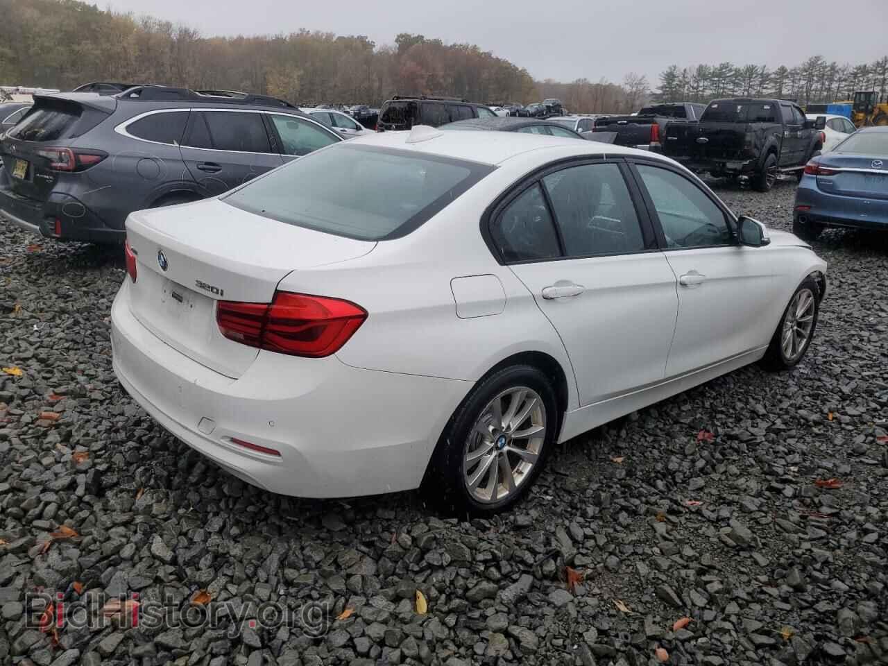 2016 BMW 3 SERIES - VIN: WBA8E5G59GNT40566 - Фото 3