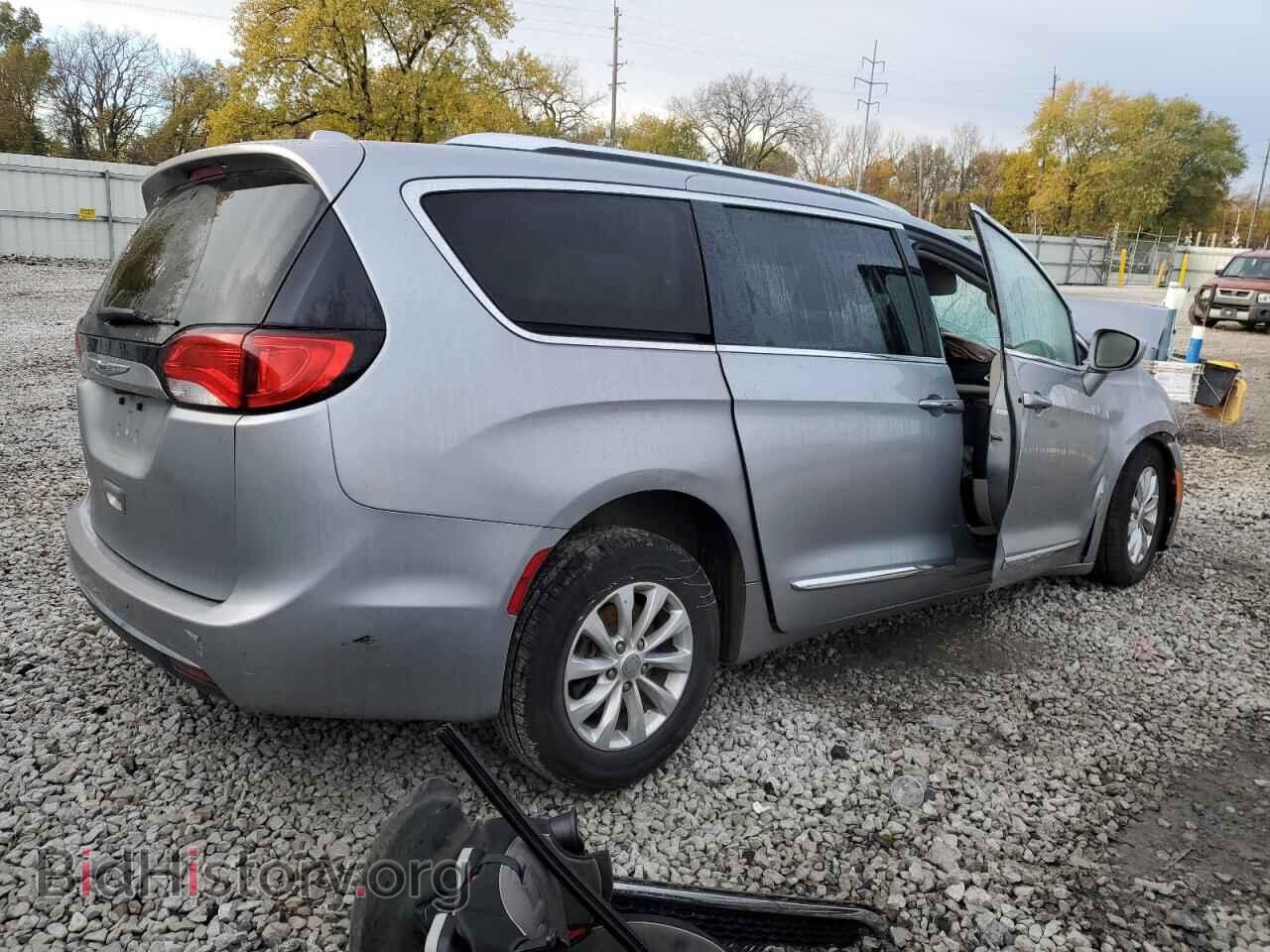2019 CHRYSLER PACIFICA - VIN: 2C4RC1BG6KR559902 - Фото 3