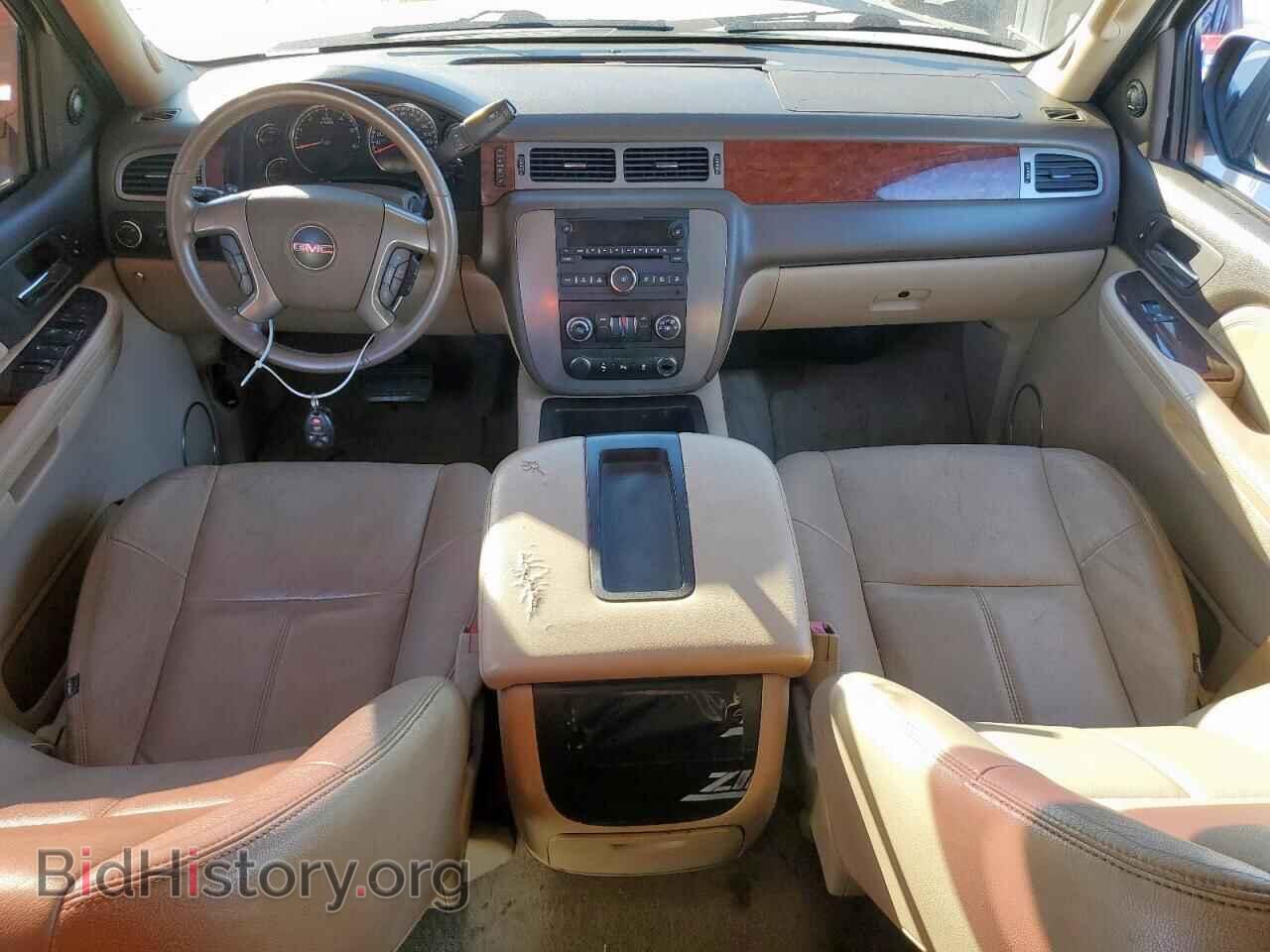 2013 GMC YUKON - VIN: 1GKS1AE05DR324054 - Photo 8