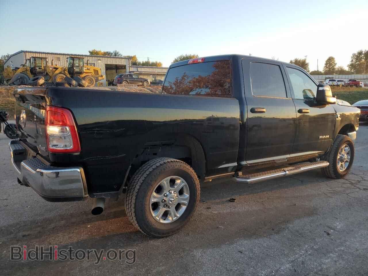 2024 RAM 2500 - VIN: 3C6UR5DL2RG157795 - Фото 3