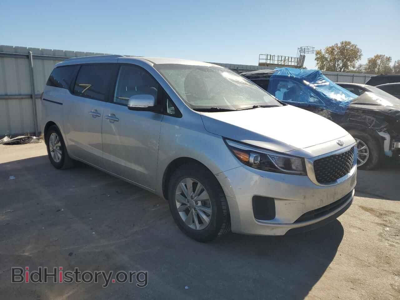 2016 KIA All Models - VIN: KNDMB5C19G6163010 - Photo 4