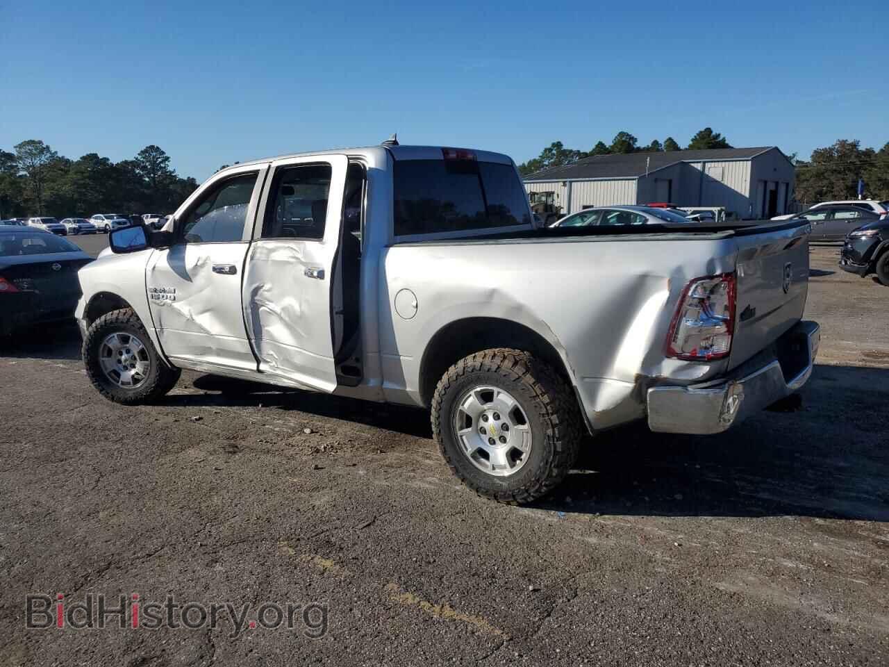 2017 RAM 1500 - VIN: 1C6RR6LG3HS605209 - Фото 2