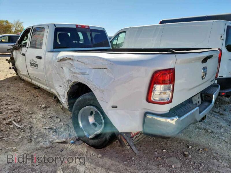 2023 RAM 3500 (VIN 3C63RRGL6PG528145) — фото 2 из 12